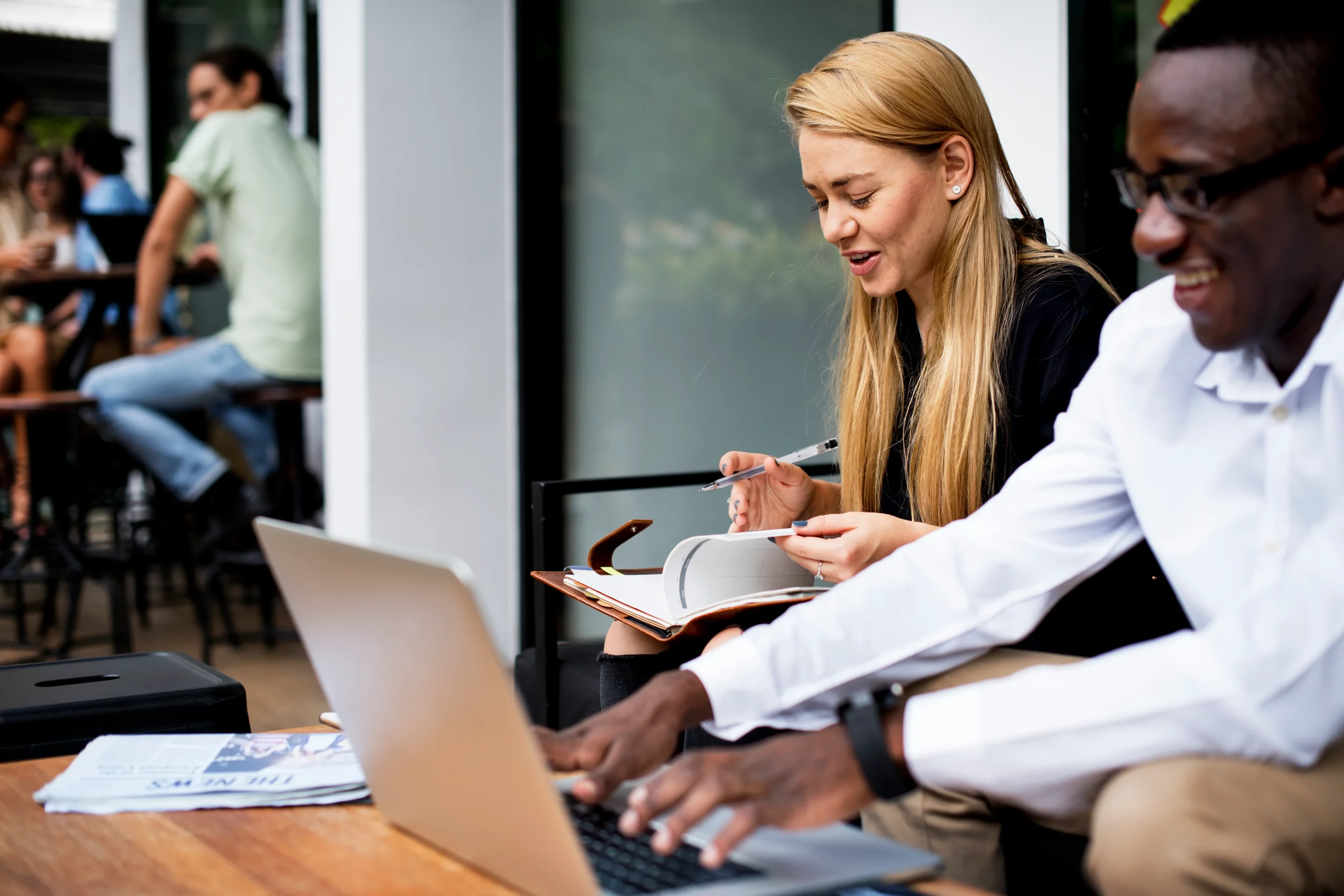 group-business-people-meeting